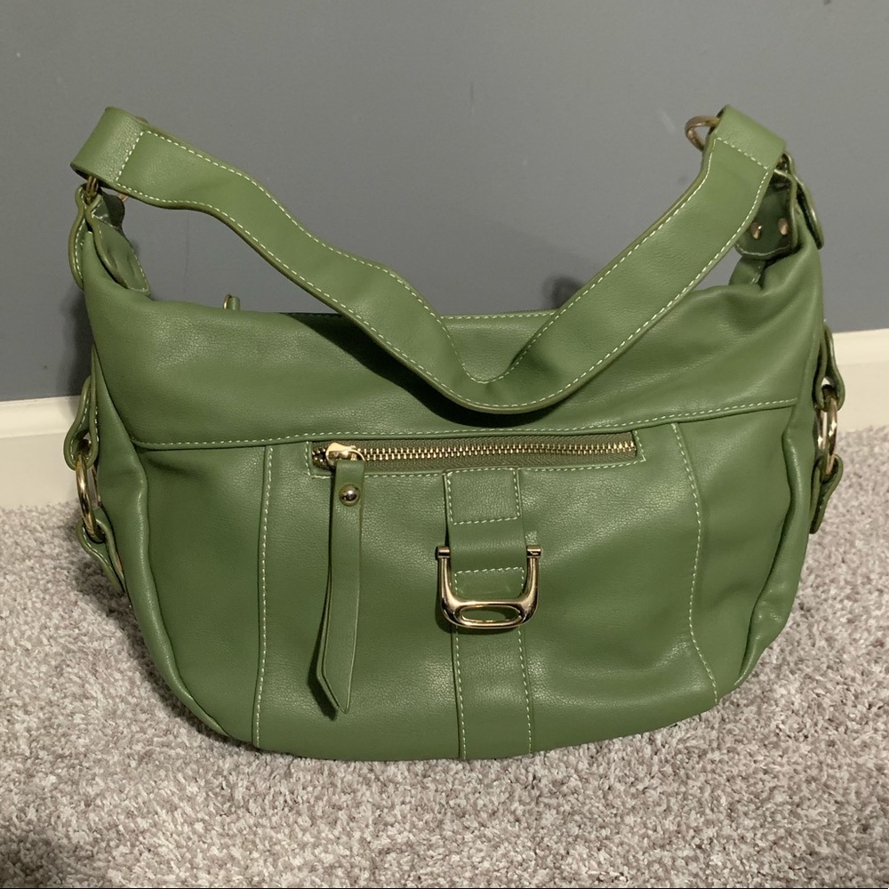 B. Lush handbag